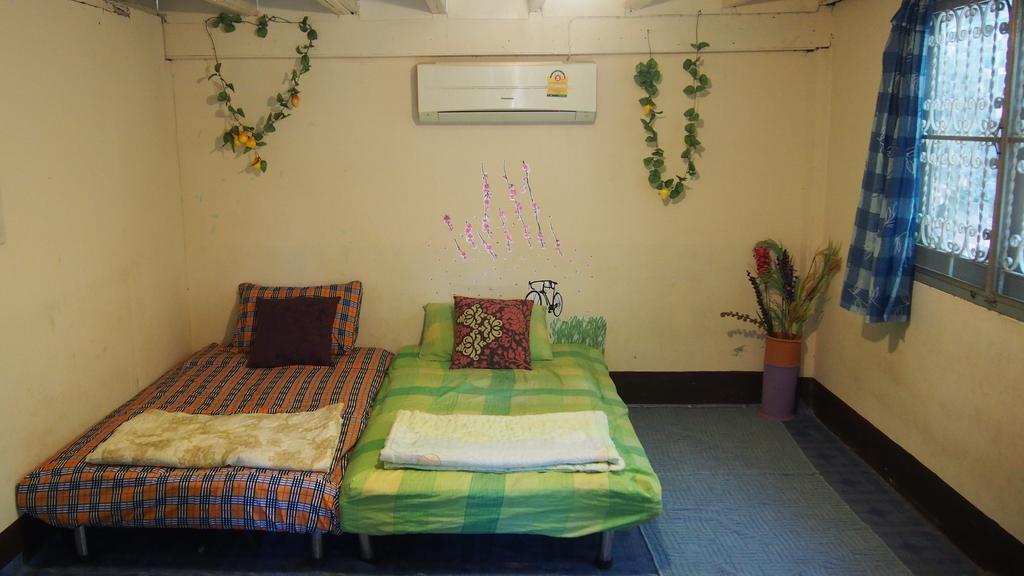 Baanchaokoh Homestay Kanchanaburi City Exterior photo